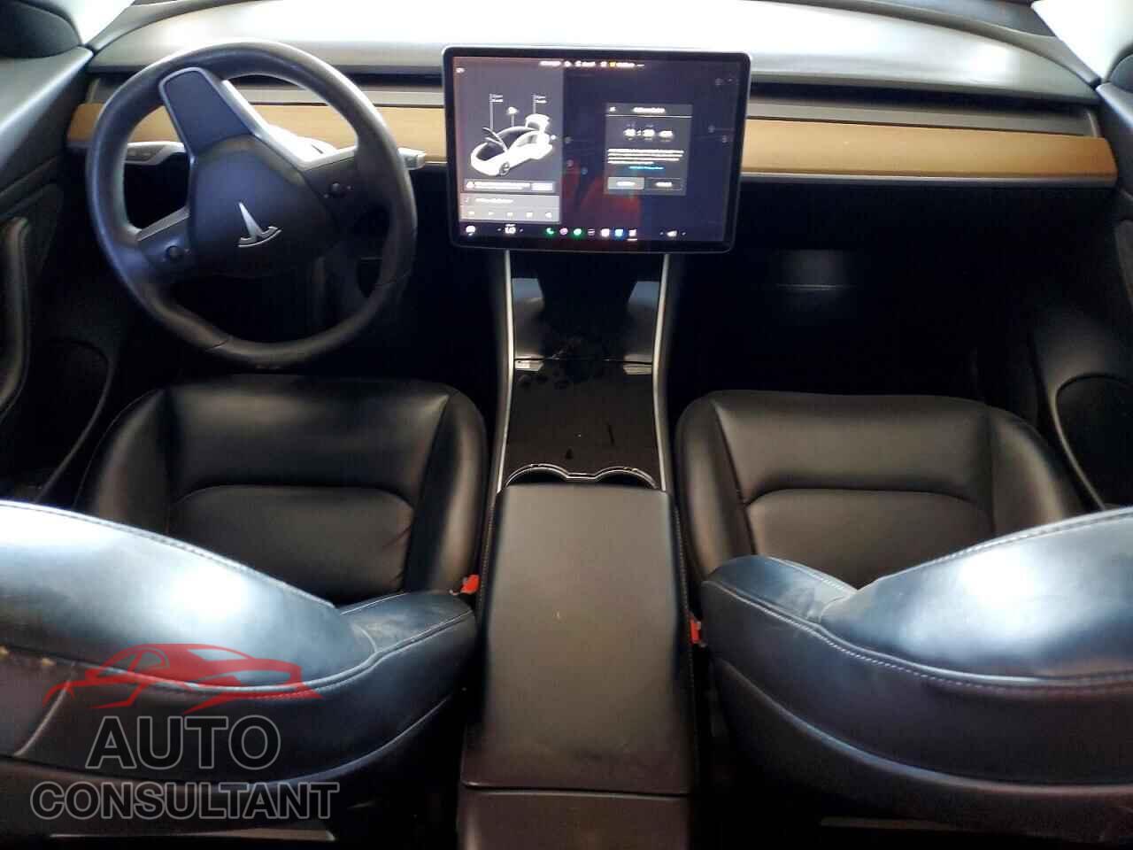 TESLA MODEL 3 2019 - 5YJ3E1EB6KF510520