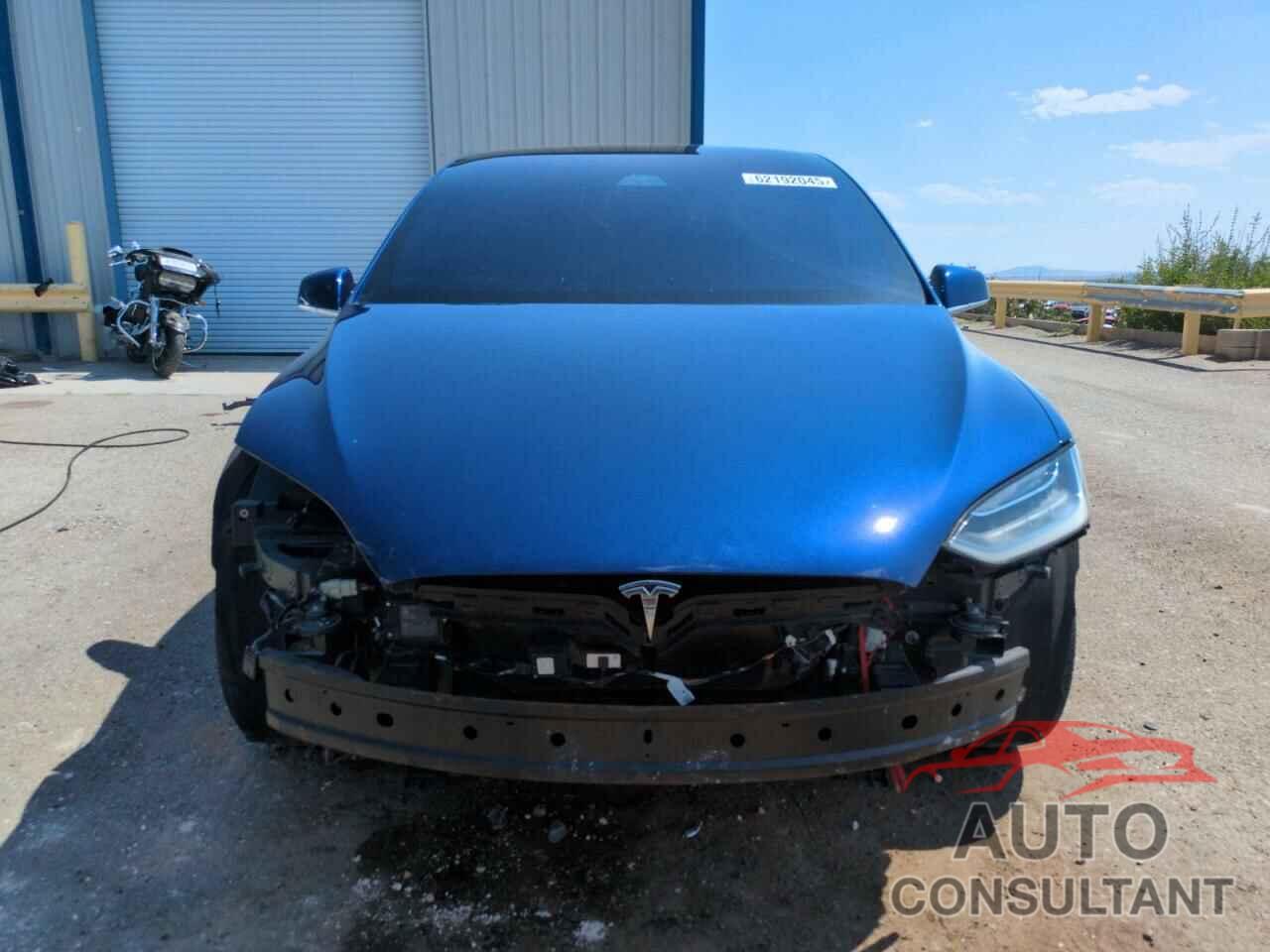 TESLA MODEL X 2018 - 5YJXCBE27JF136527