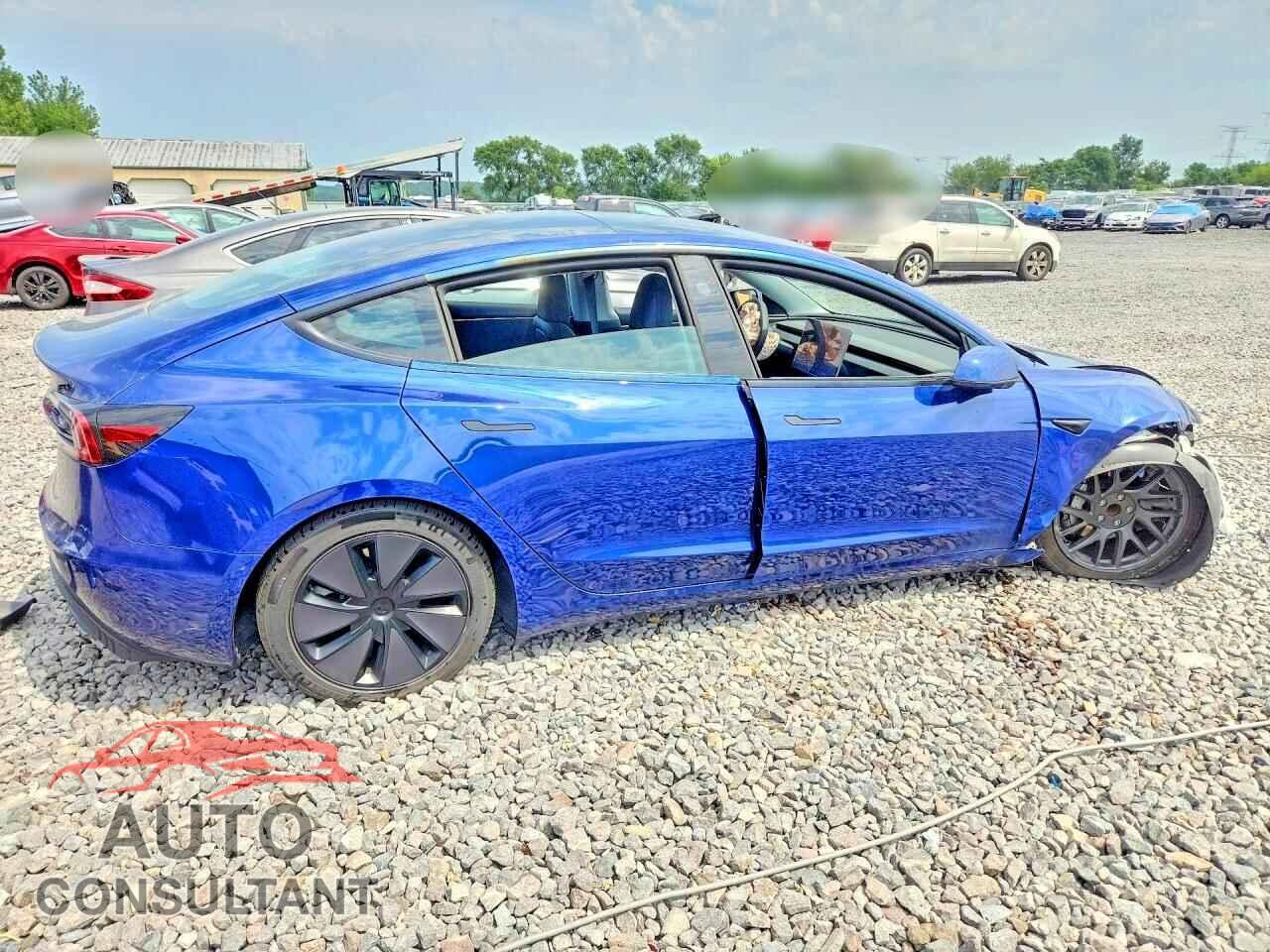 TESLA MODEL 3 2024 - 5YJ3E1EA9RF870284