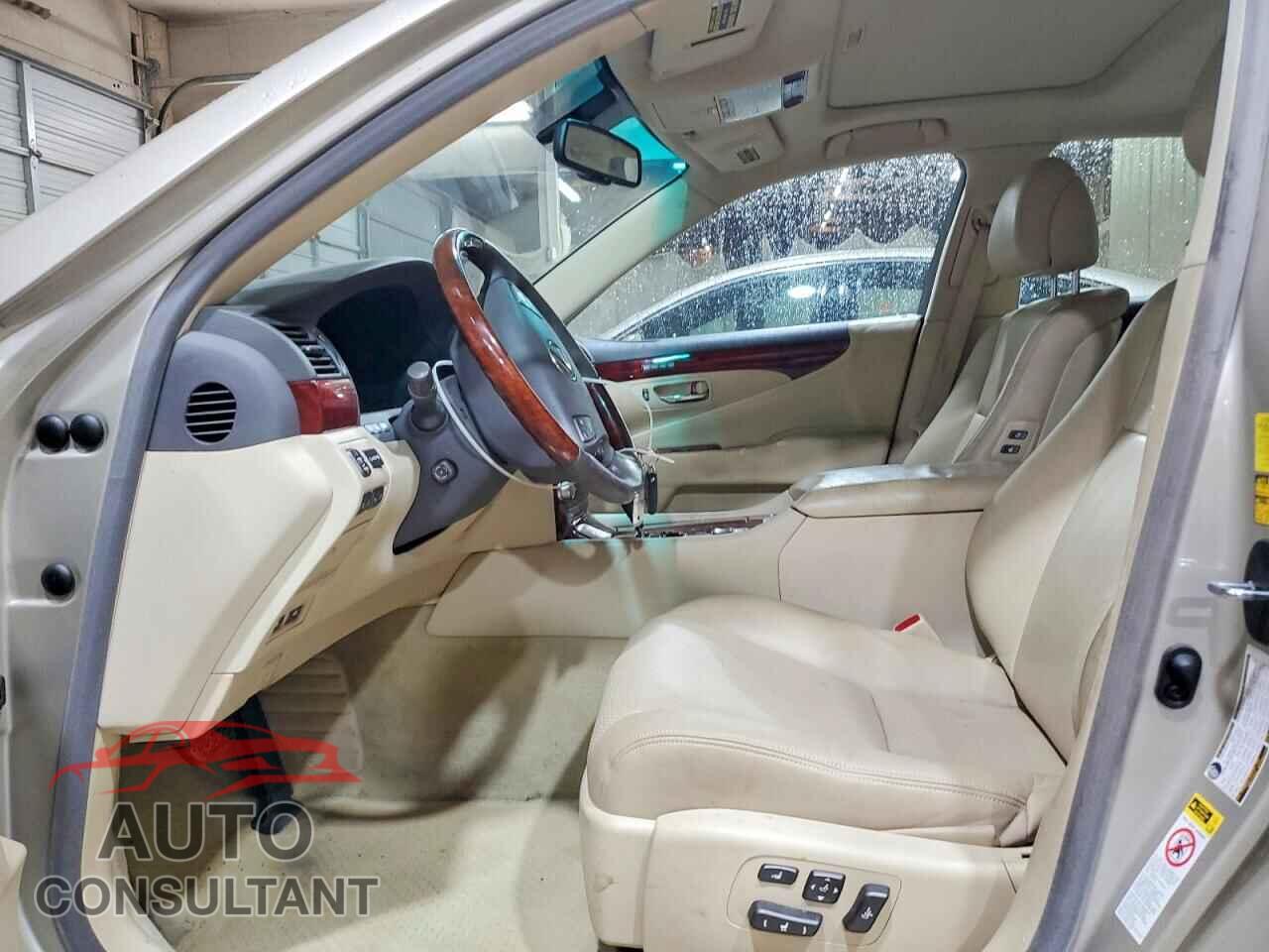 LEXUS LS460 2010 - JTHBL5EF7A5100576