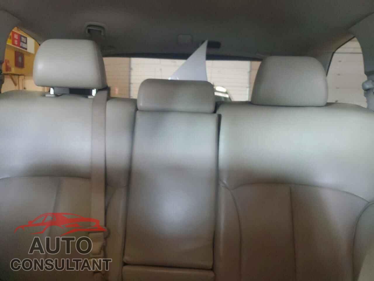 SUBARU OUTBACK 2011 - 4S4BRBKC6B3312323