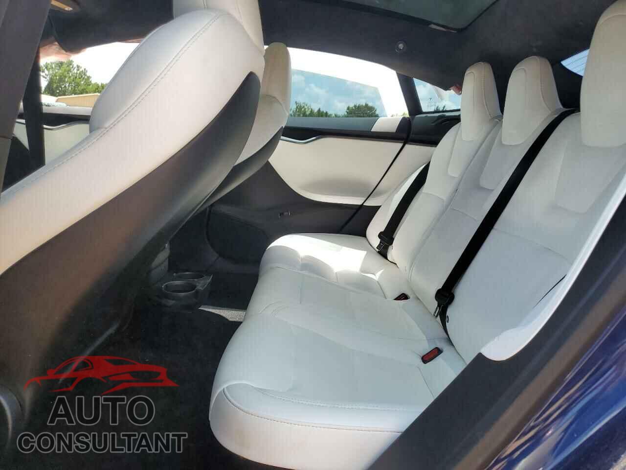 TESLA MODEL S 2021 - 5YJSA1E22MF424423