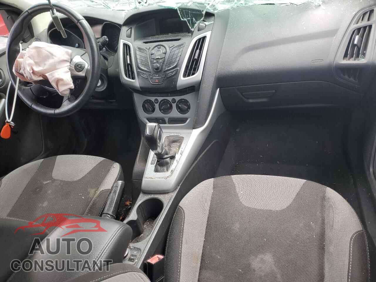 FORD FOCUS 2012 - 1FAHP3K26CL222811