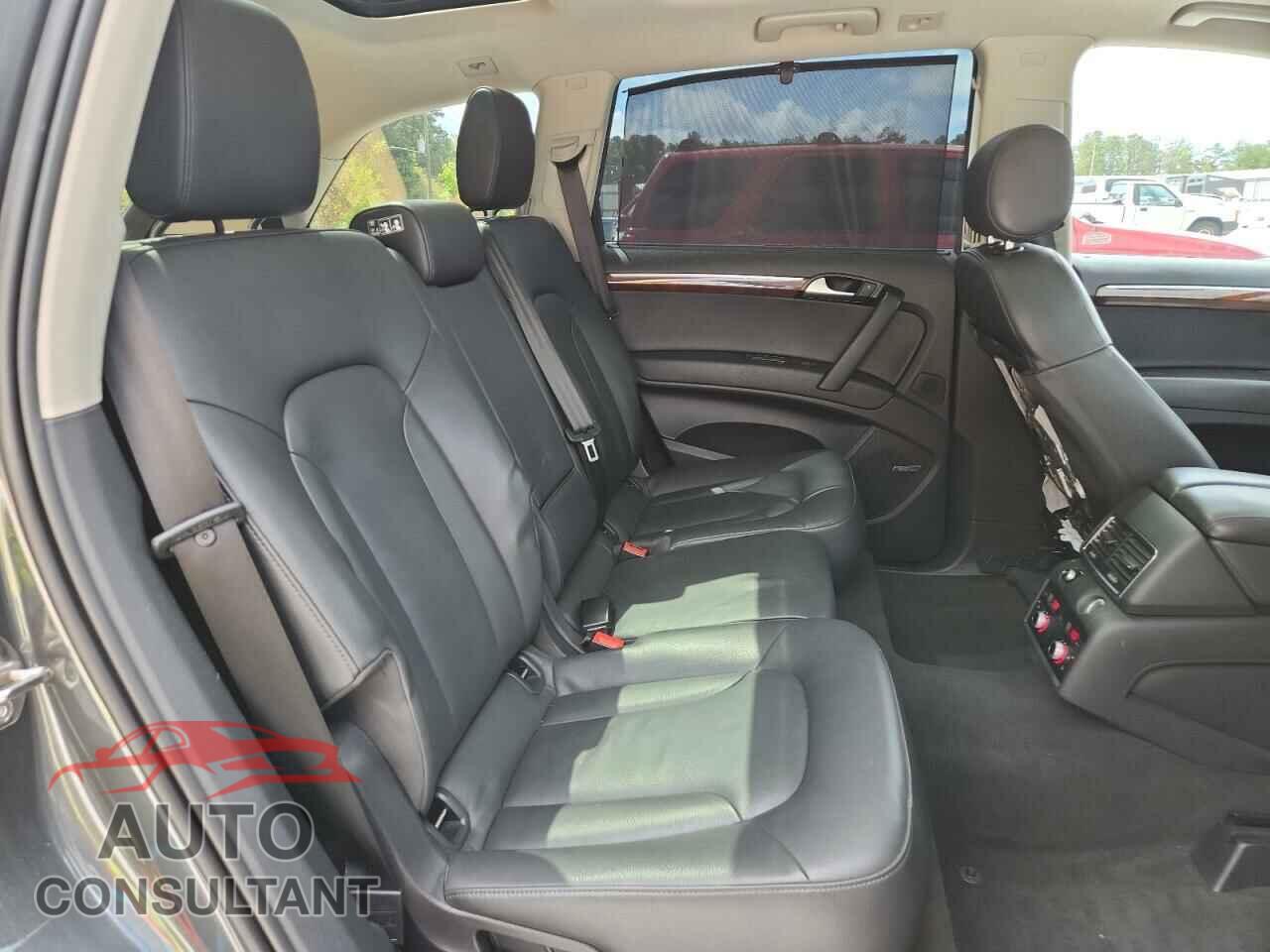 AUDI Q7 2014 - WA1LMAFE2ED016382