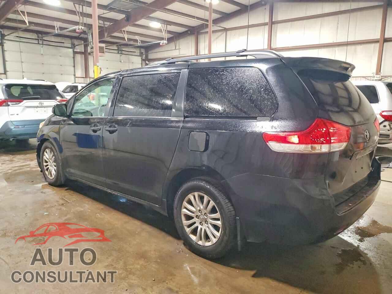 TOYOTA SIENNA 2012 - 5TDYK3DC0CS265845