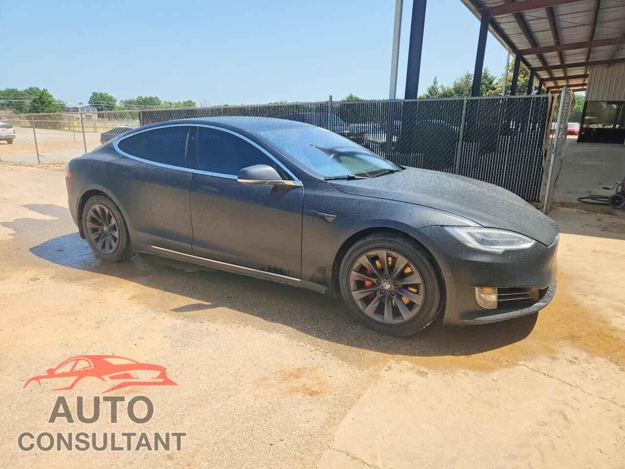 TESLA MODEL S 2020 - 5YJSA1E43LF400020