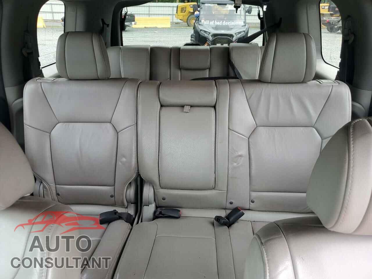 HONDA PILOT 2014 - 5FNYF3H63EB016259
