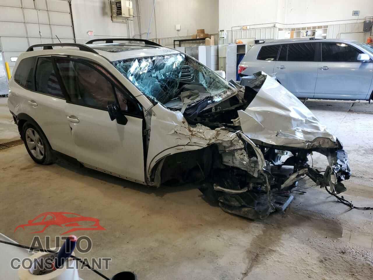 SUBARU FORESTER 2015 - JF2SJADC8FH520538