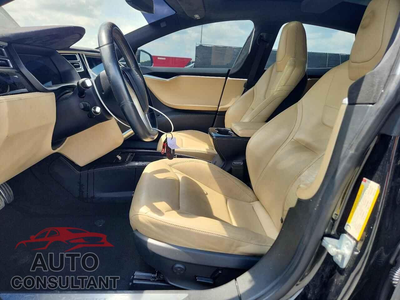 TESLA MODEL S 2014 - 5YJSA1H25EFP64873