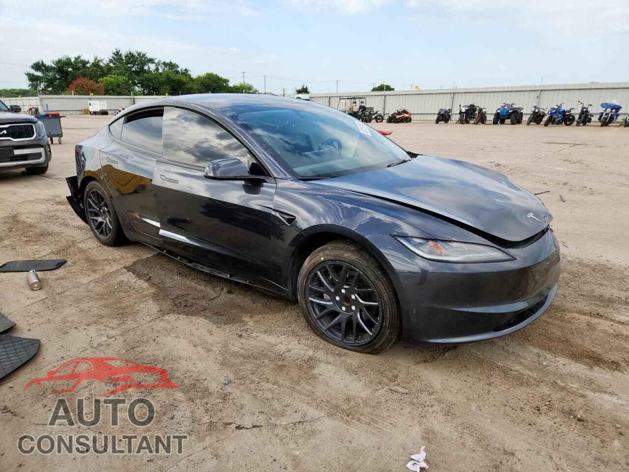 TESLA MODEL 3 2024 - 5YJ3E1EA7RF724241