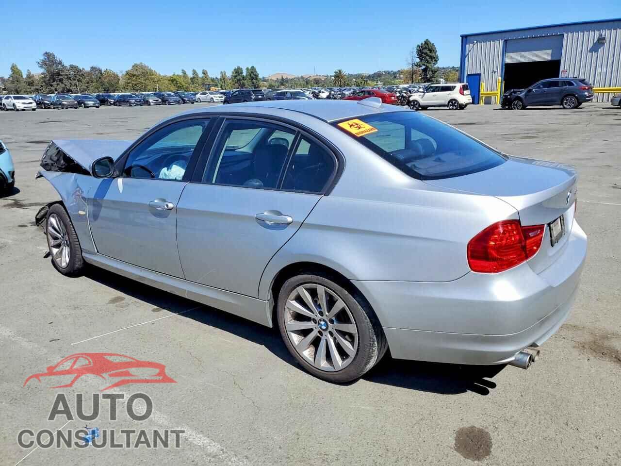 BMW 3 SERIES 2011 - WBAPH5C57BF093365