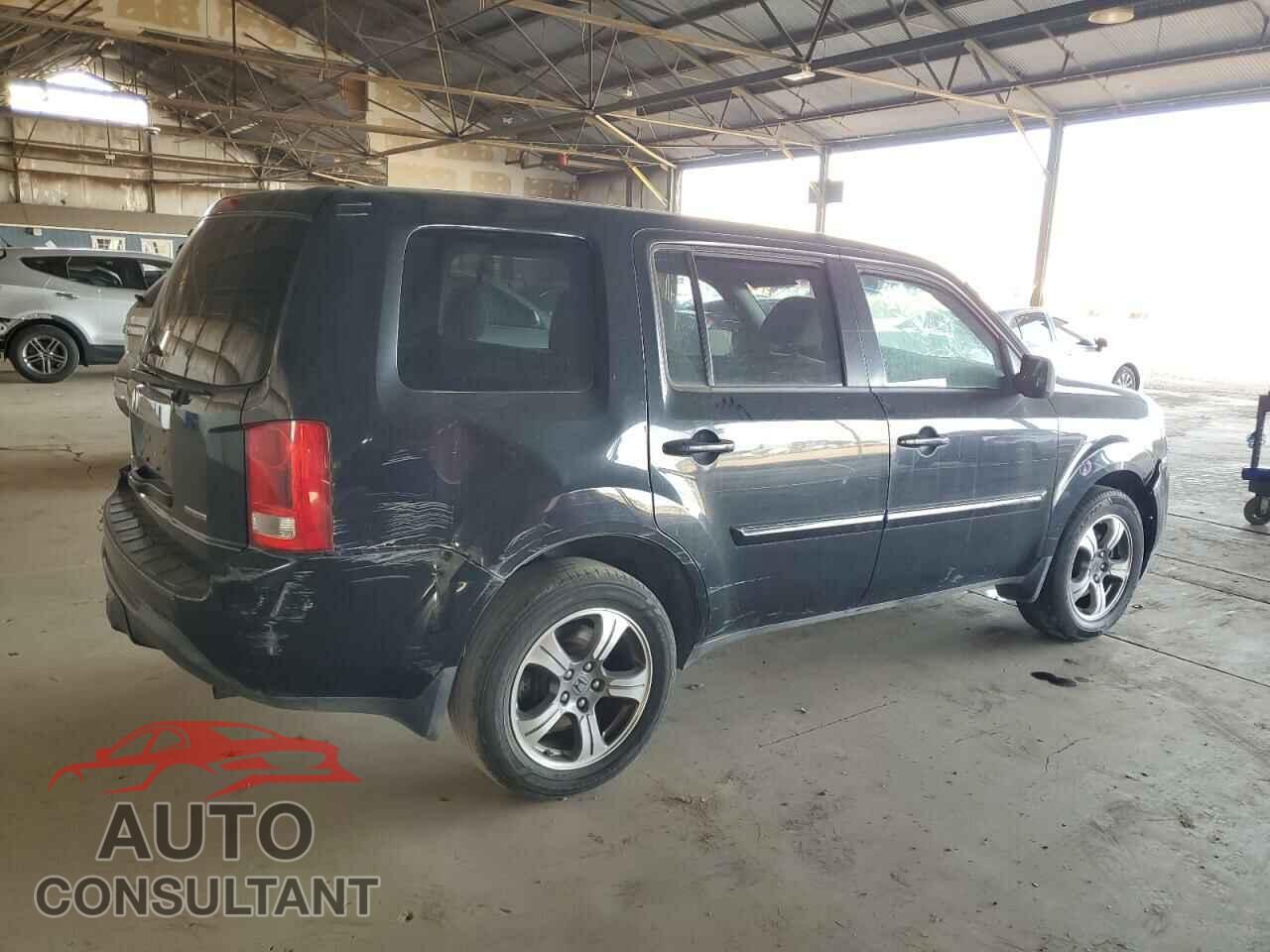 HONDA PILOT 2015 - 5FNYF3H38FB015051