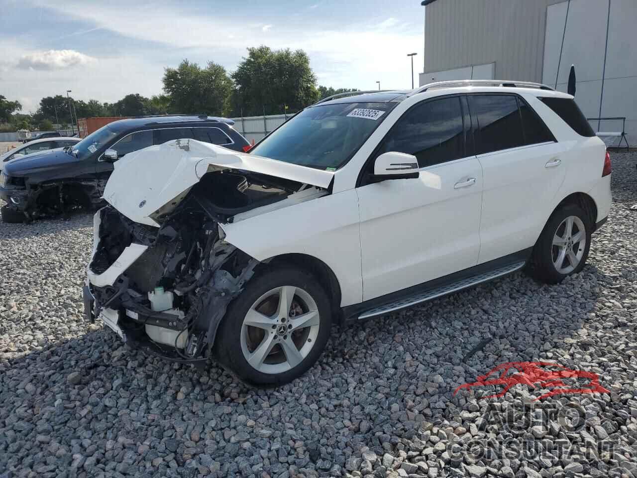 MERCEDES-BENZ GLE-CLASS 2018 - 4JGDA5HB0JB001801
