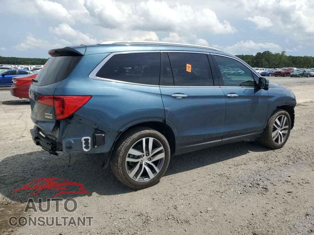 HONDA PILOT 2017 - 5FNYF6H94HB071707