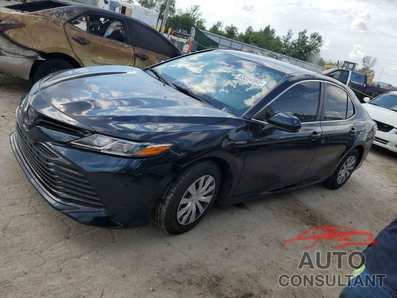 TOYOTA CAMRY 2020 - 4T1C31AK2LU536189