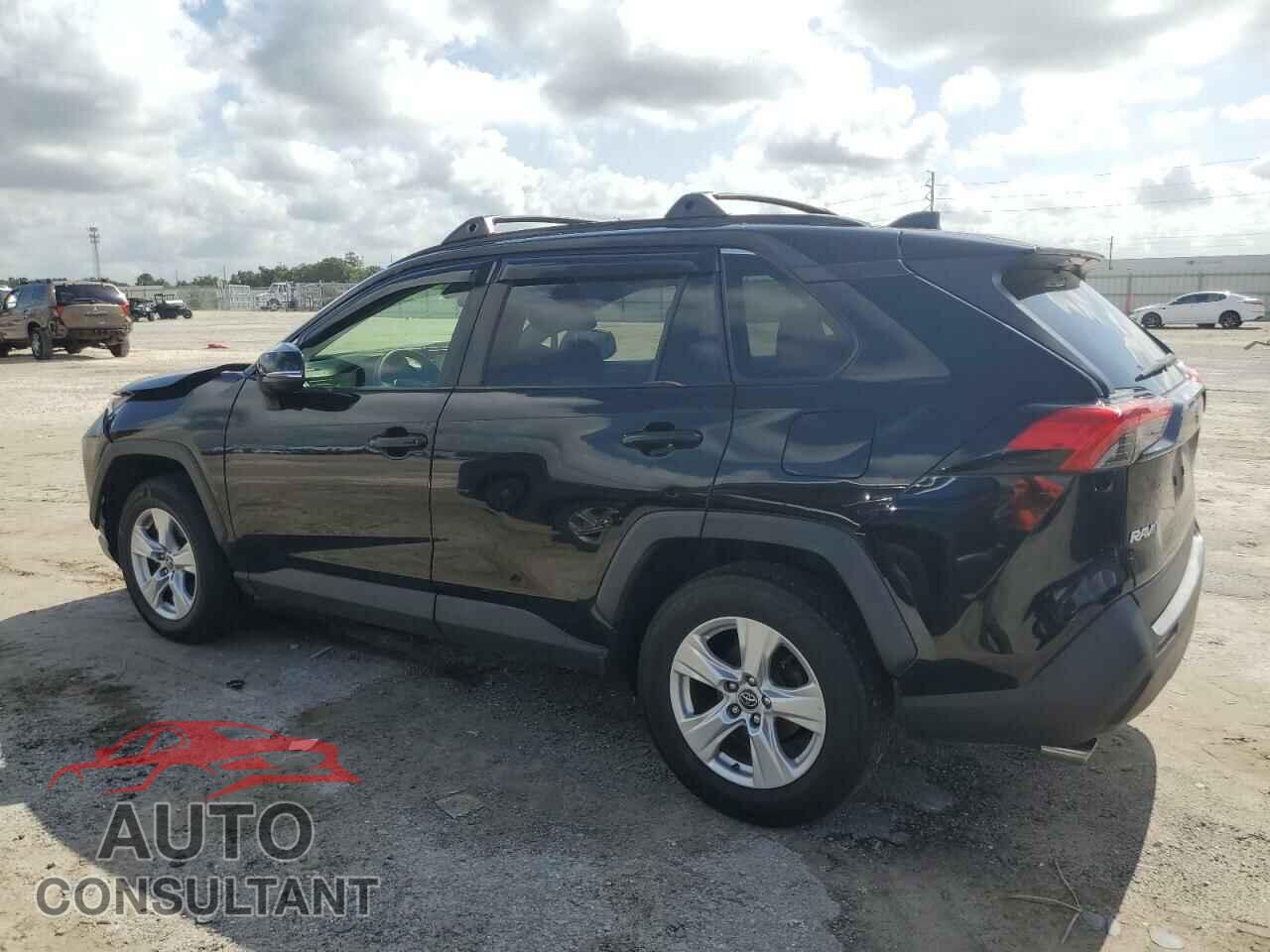 TOYOTA RAV4 2019 - JTMP1RFVXKJ001253