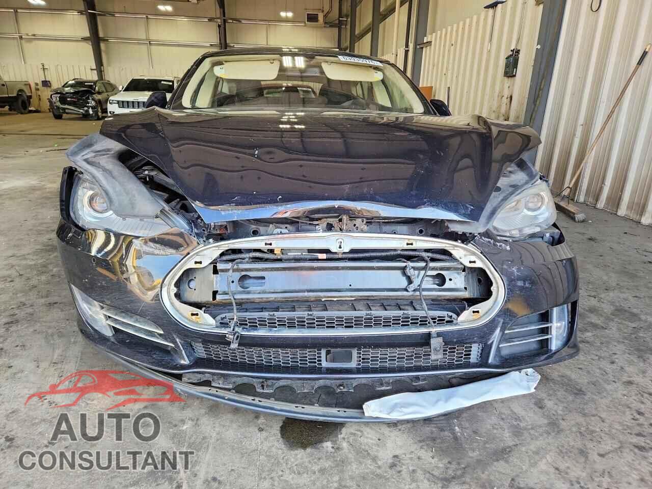 TESLA MODEL S 2015 - 5YJSA1E27FF109104