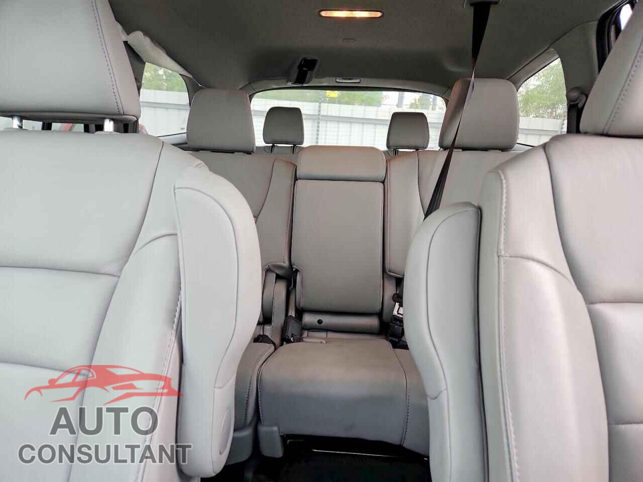 HONDA PILOT 2021 - 5FNYF6H20MB014739