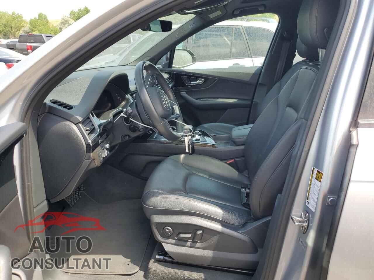 AUDI Q7 2018 - WA1VAAF76JD006337