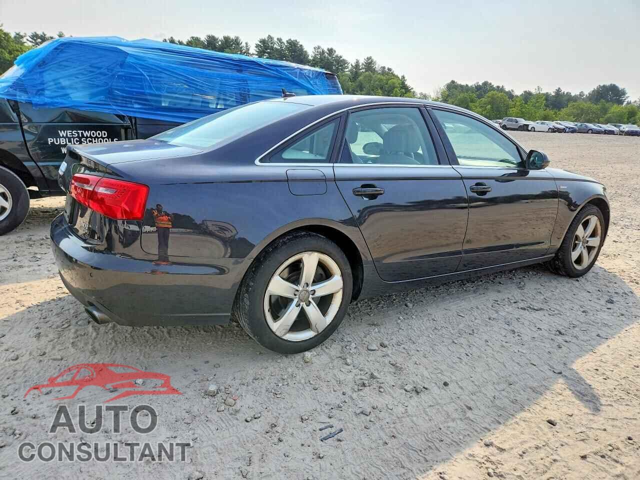 AUDI A6 2012 - WAUBGAFC8CN030749