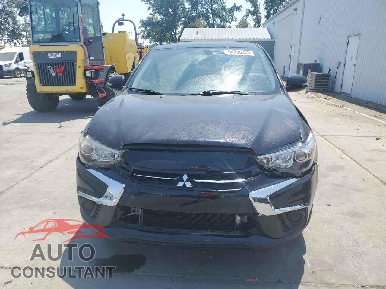 MITSUBISHI OUTLANDER 2019 - JA4AP3AU2KU027273