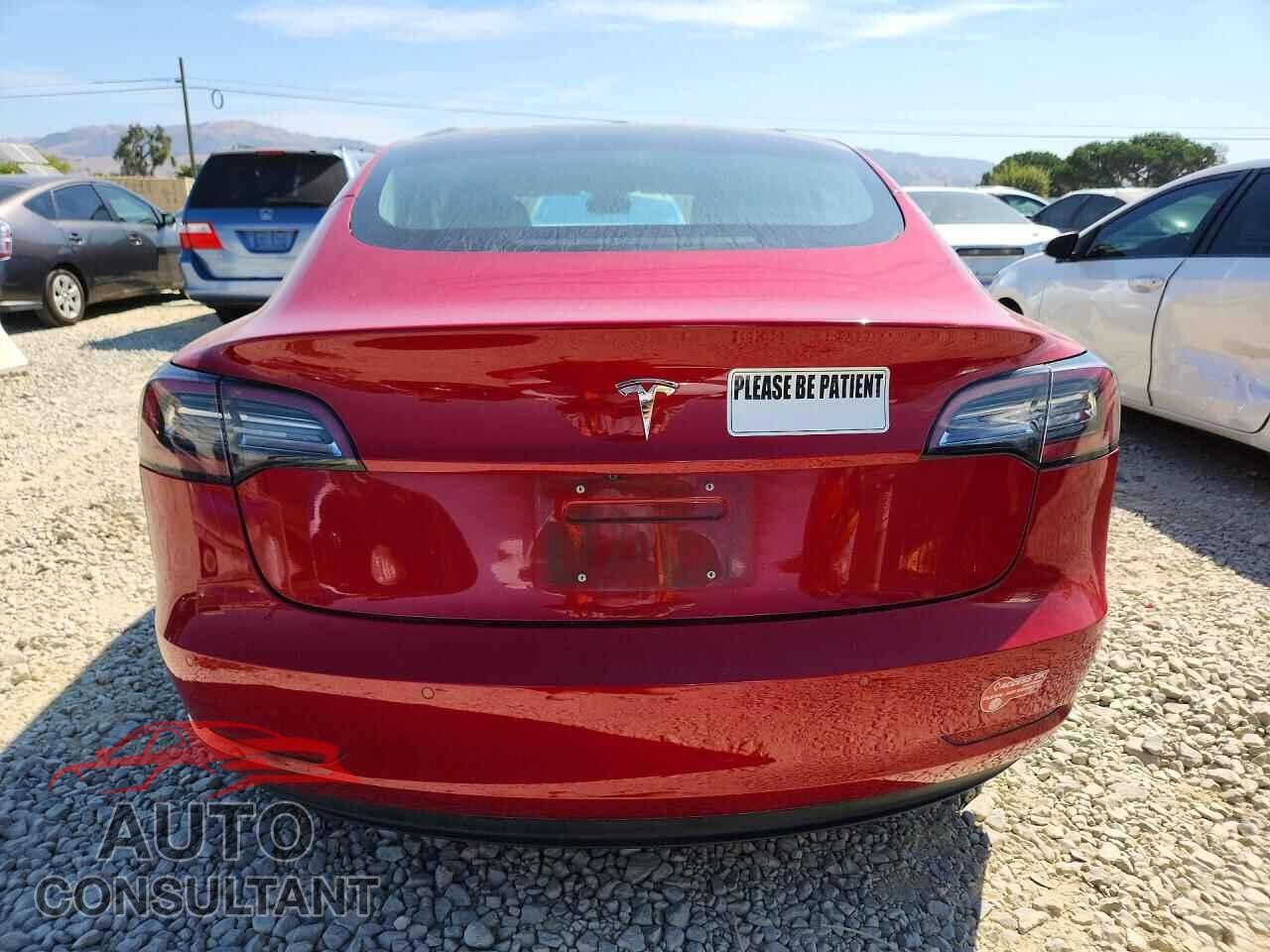 TESLA MODEL 3 2018 - 5YJ3E1EA4JF052238