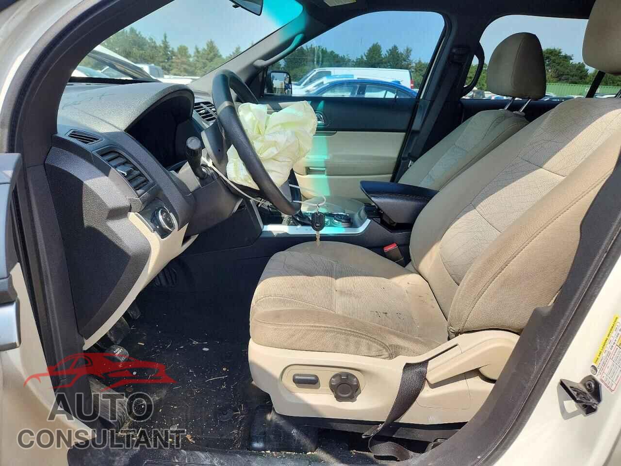 FORD EXPLORER 2011 - 1FMHK8B82BGA53934