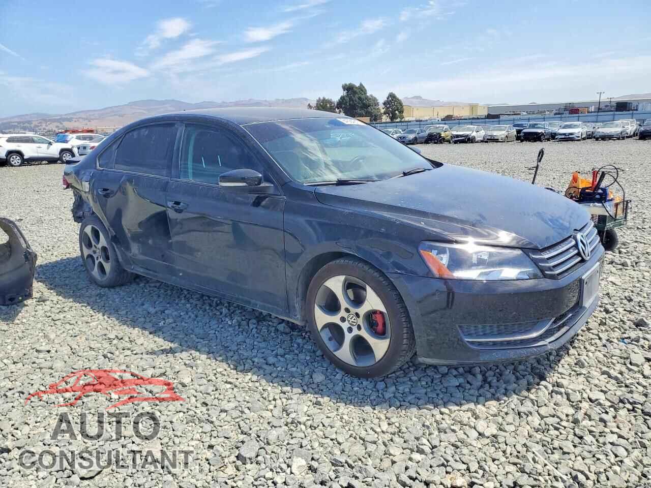 VOLKSWAGEN PASSAT 2014 - 1VWAH7A36EC007214