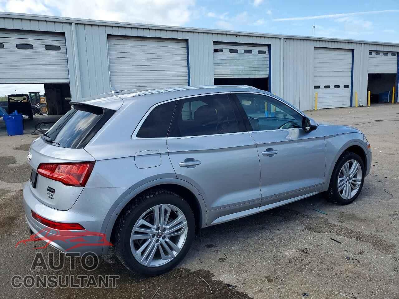 AUDI Q5 2018 - WA1BNAFY0J2134892