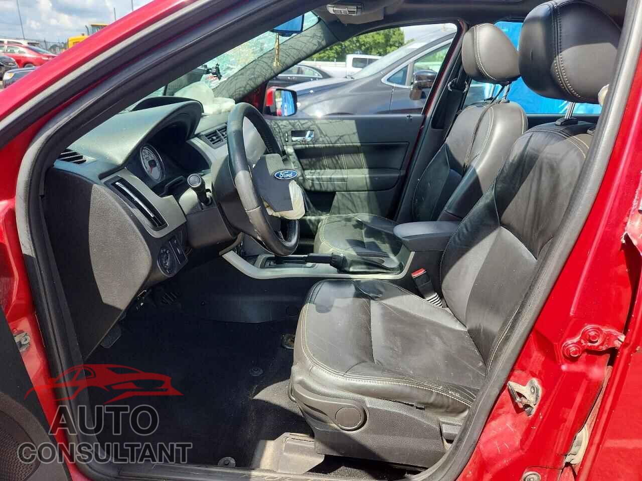 FORD FOCUS 2011 - 1FAHP3GN9BW163561