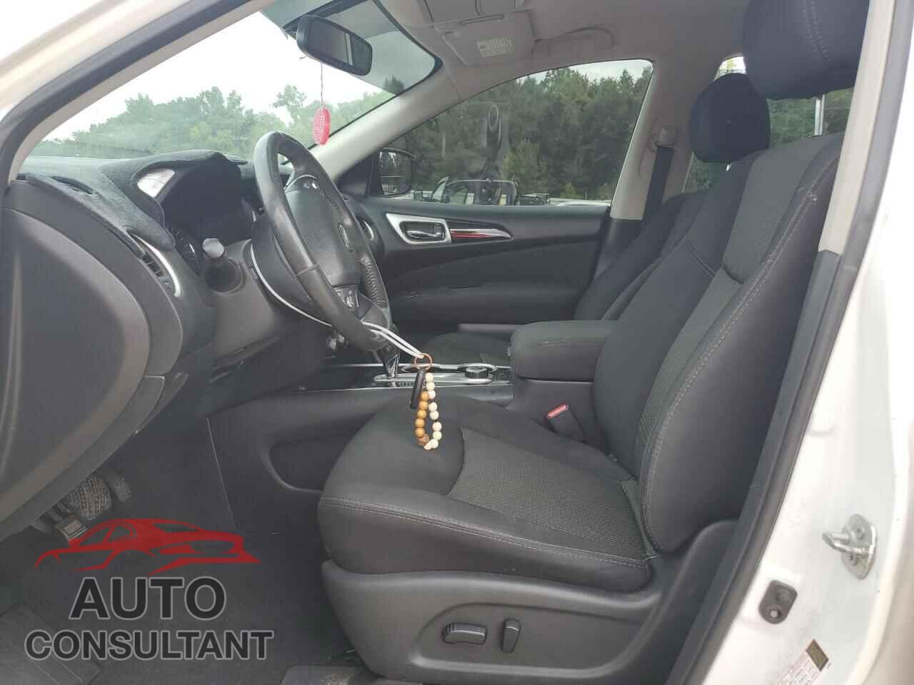 NISSAN PATHFINDER 2017 - 5N1DR2MM6HC690746