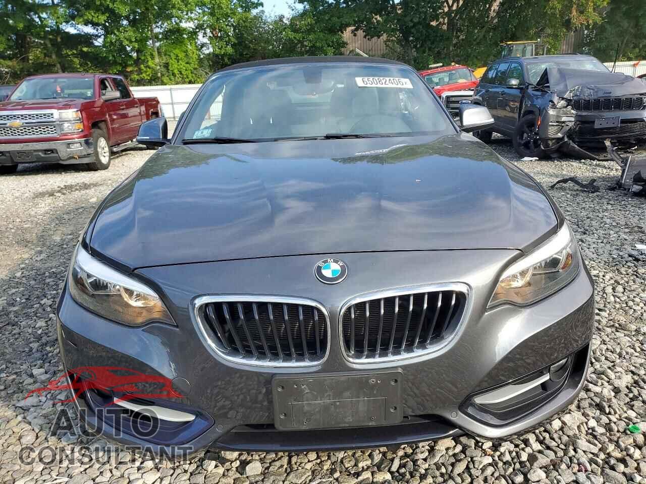 BMW 2 SERIES 2017 - WBA2M9C58HV717198