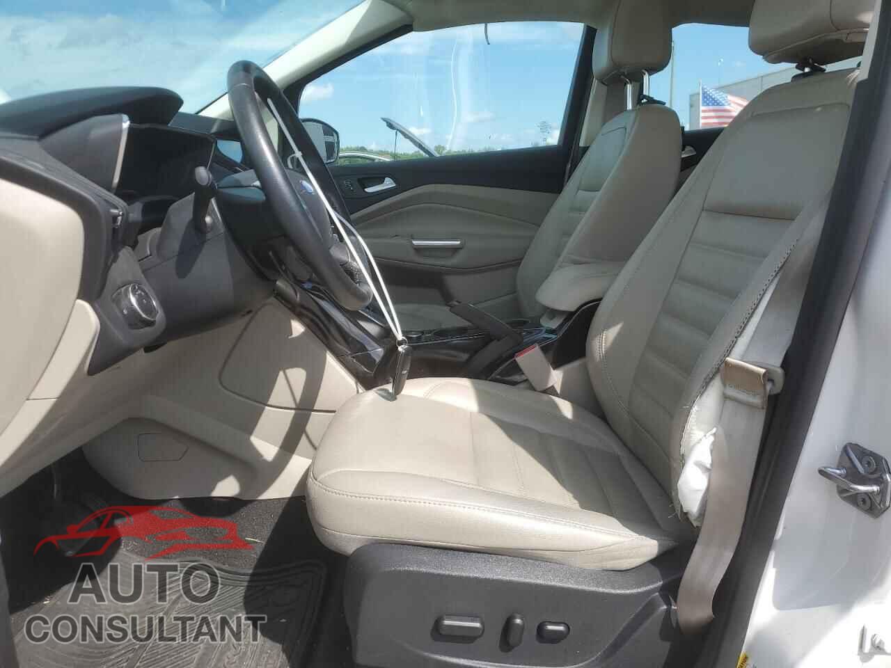 FORD CMAX 2017 - 1FADP5DU2HL106957