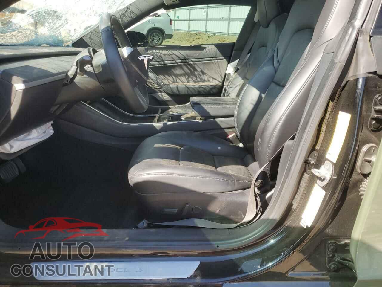 TESLA MODEL 3 2018 - 5YJ3E1EA8JF023633
