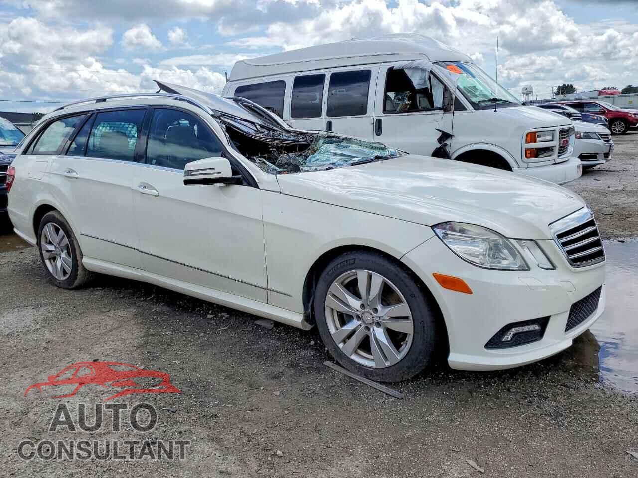 MERCEDES-BENZ E-CLASS 2011 - WDDHH8HB6BA332446