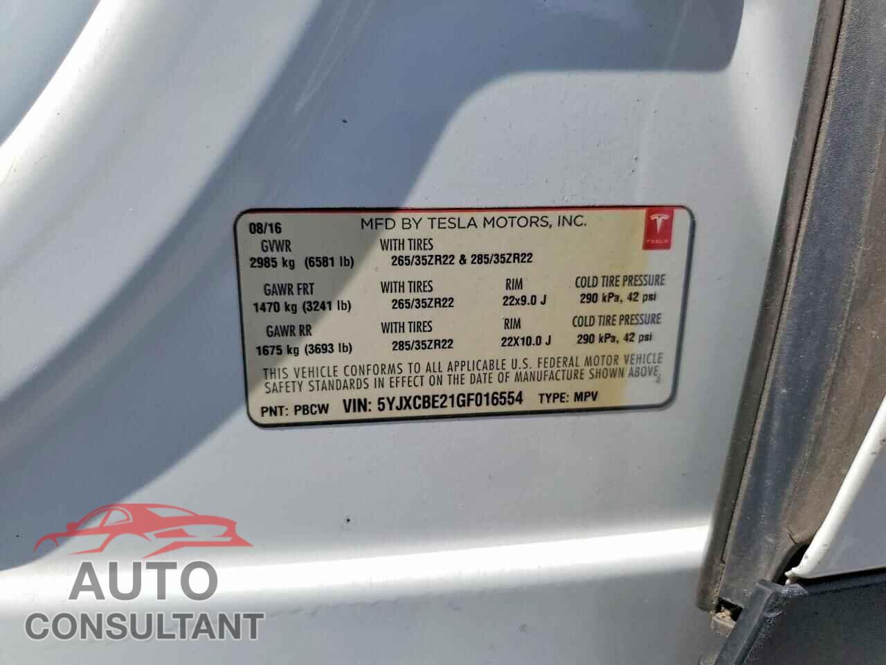TESLA MODEL X 2016 - 5YJXCBE21GF016554