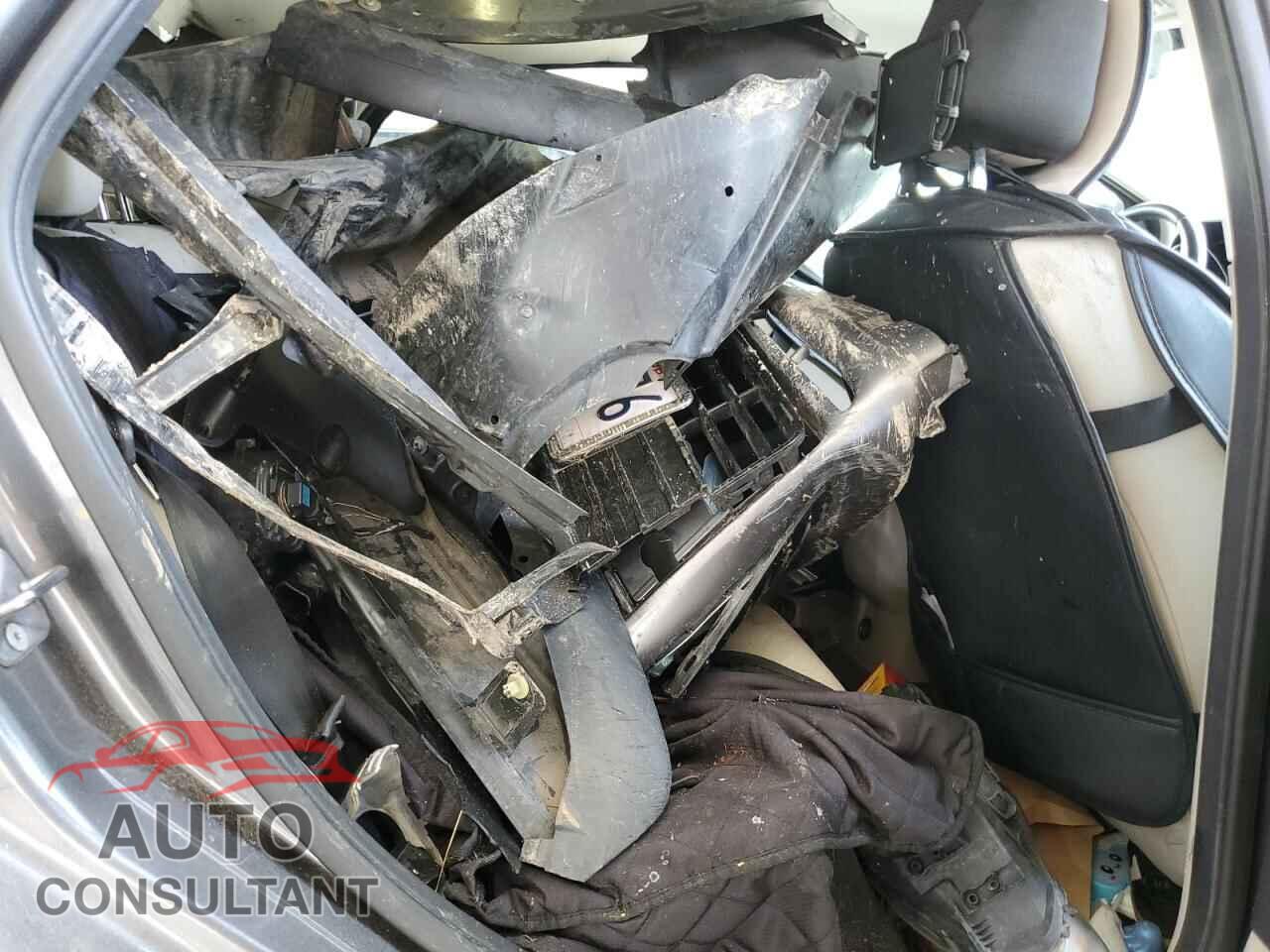 FORD FOCUS 2012 - 1FAHP3H24CL338564