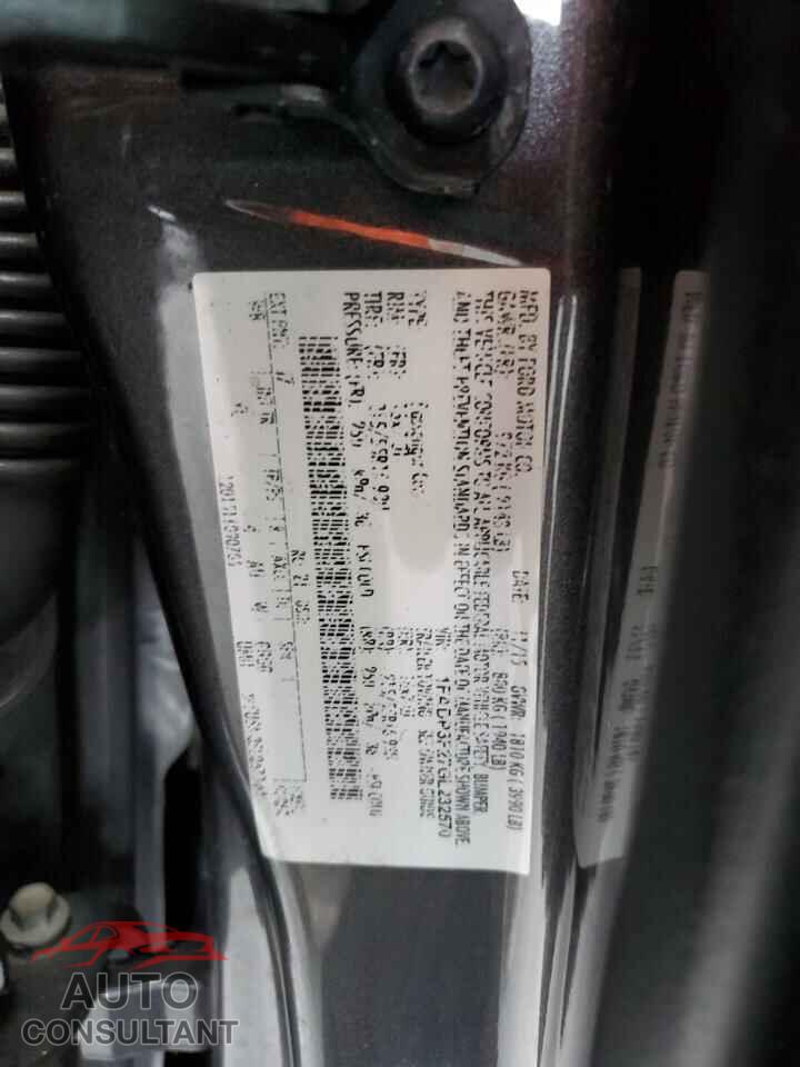FORD FOCUS 2016 - 1FADP3F27GL232570