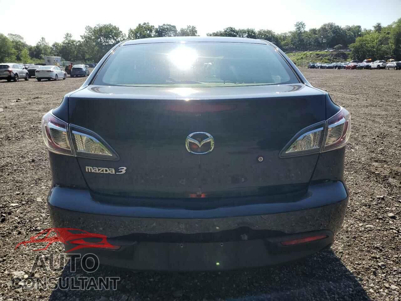 MAZDA 3 2011 - JM1BL1UG5B1496438