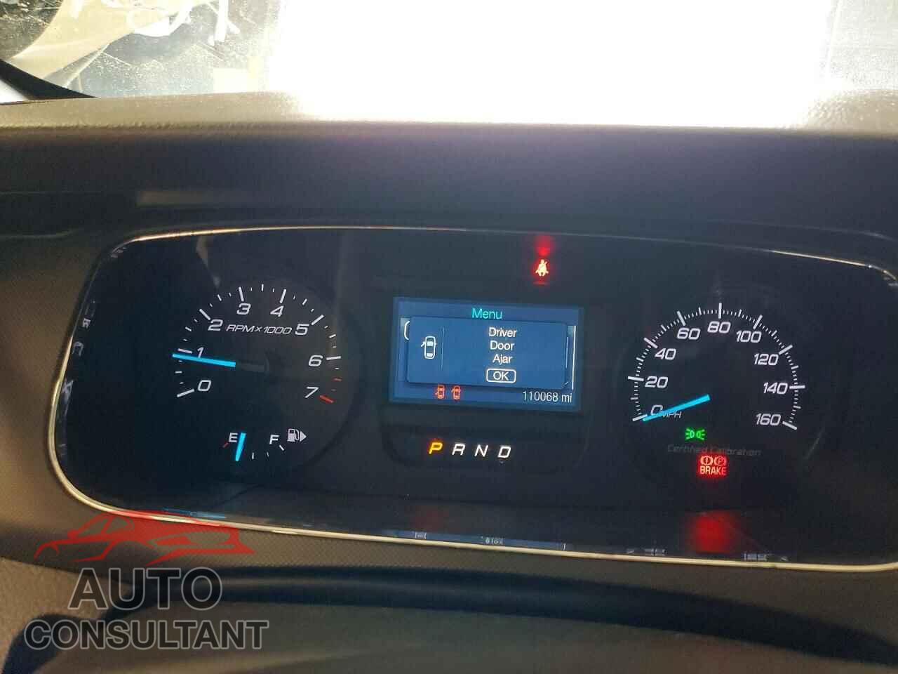 FORD TAURUS 2018 - 1FAHP2MK9JG127141