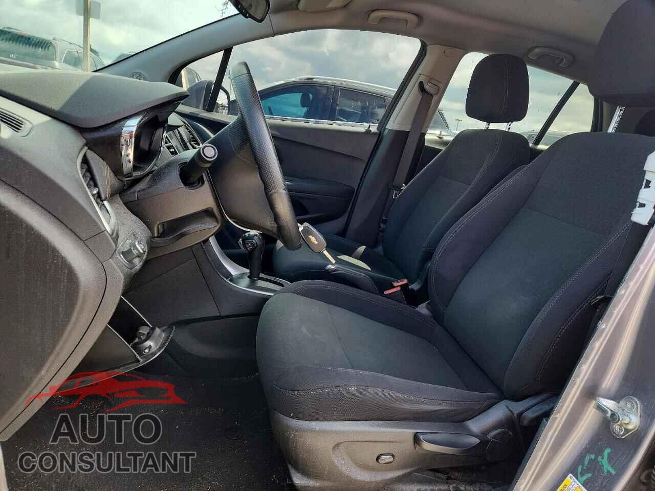 CHEVROLET TRAX 2020 - 3GNCJKSB2LL298425