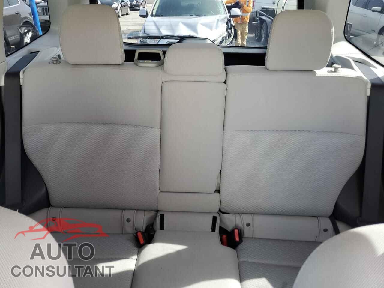 SUBARU FORESTER 2016 - JF2SJADC4GH456404