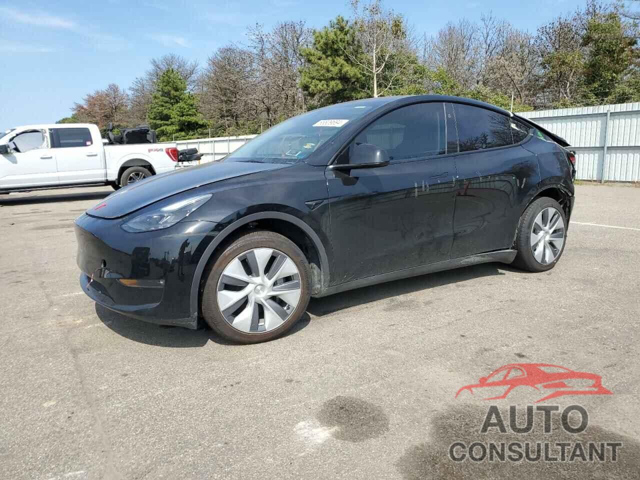 TESLA MODEL Y 2023 - 7SAYGAEE1PF909386