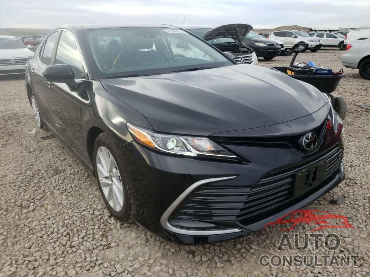 TOYOTA CAMRY 2021 - 4T1C11AKXMU567391