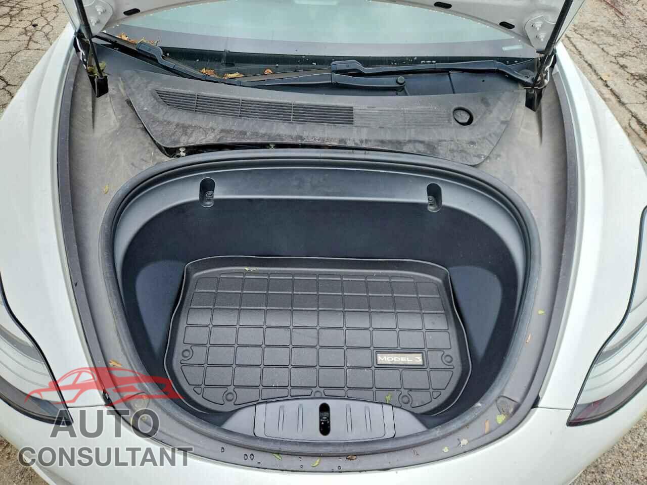 TESLA MODEL 3 2020 - 5YJ3E1EB4LF638532