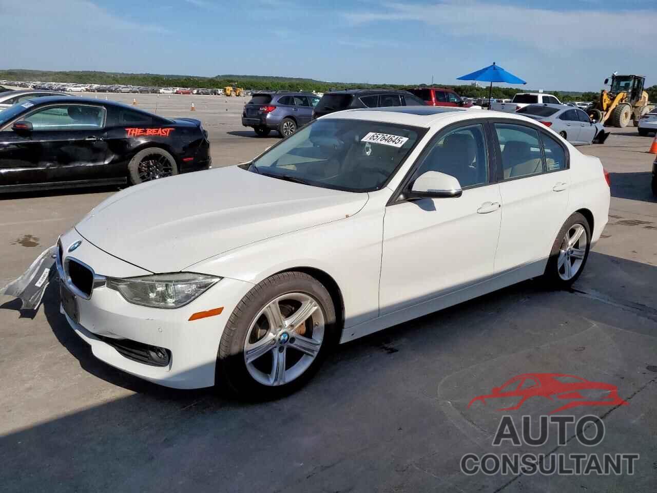 BMW 3 SERIES 2013 - WBA3C1C56DF439141