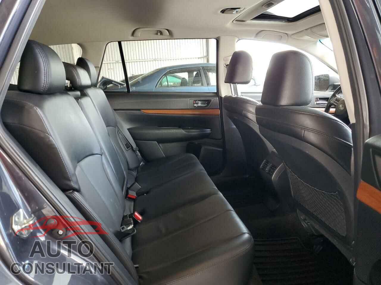SUBARU OUTBACK 2014 - 4S4BRBMC3E3269660
