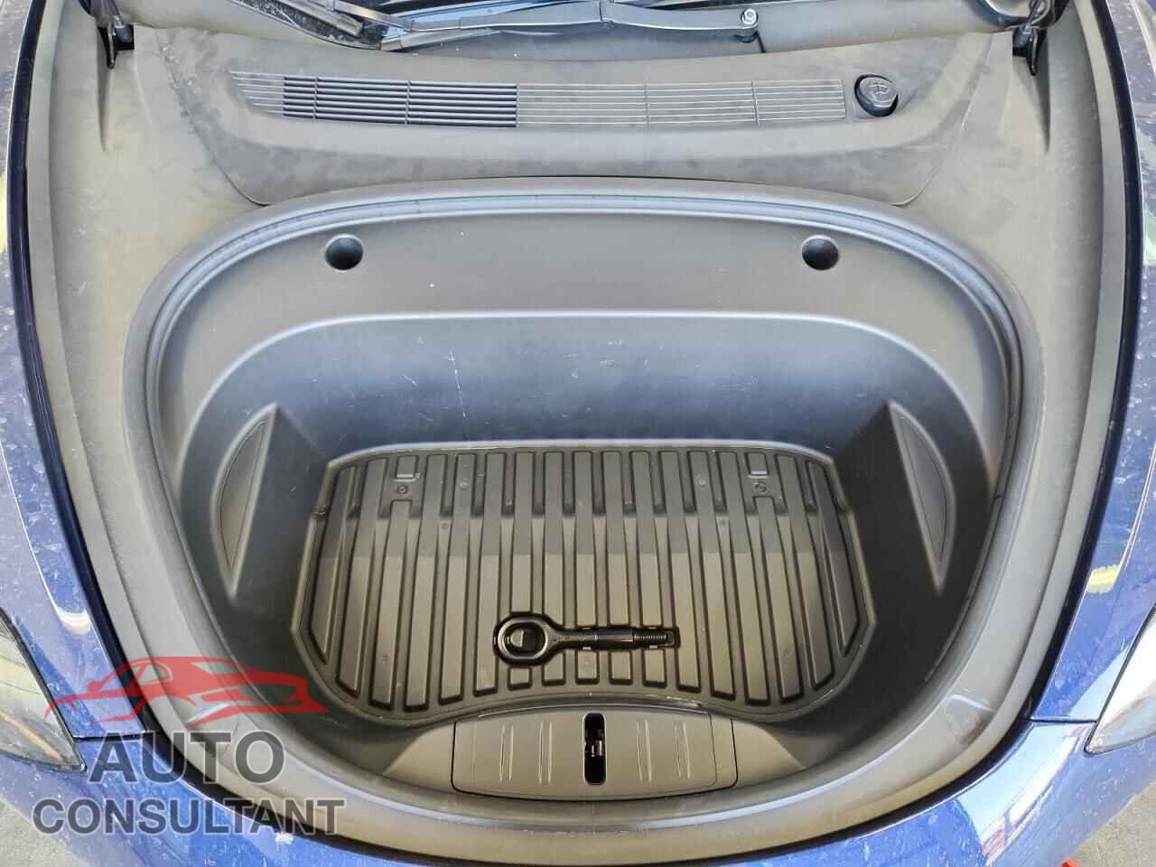 TESLA MODEL 3 2022 - 5YJ3E1EB9NF144458