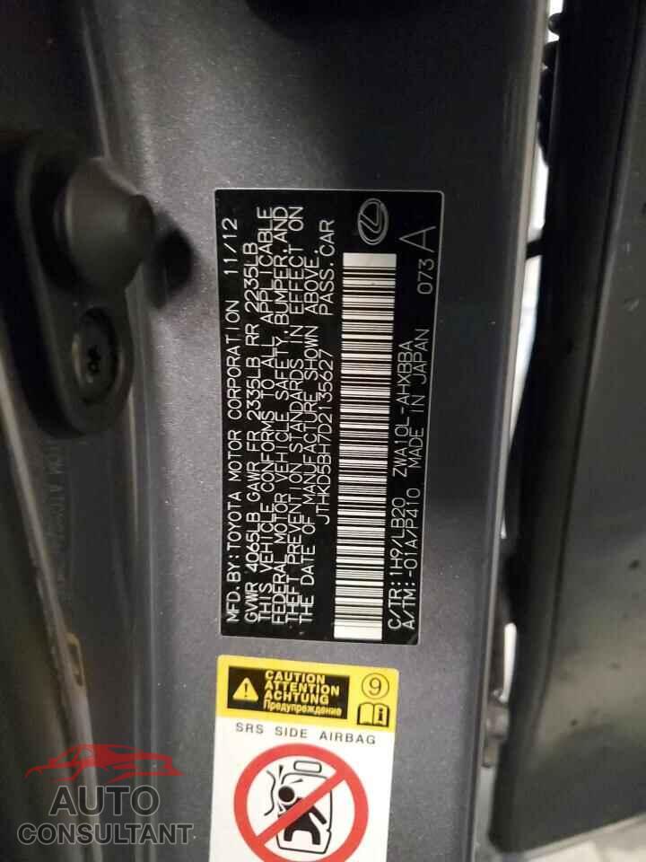 LEXUS CT 200 2013 - JTHKD5BH7D2135627