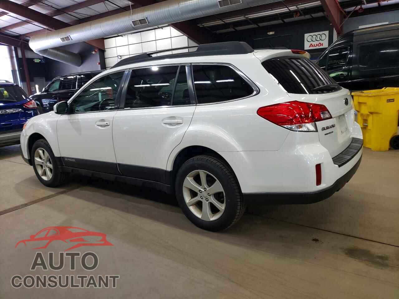 SUBARU OUTBACK 2013 - 4S4BRBCC6D3265568